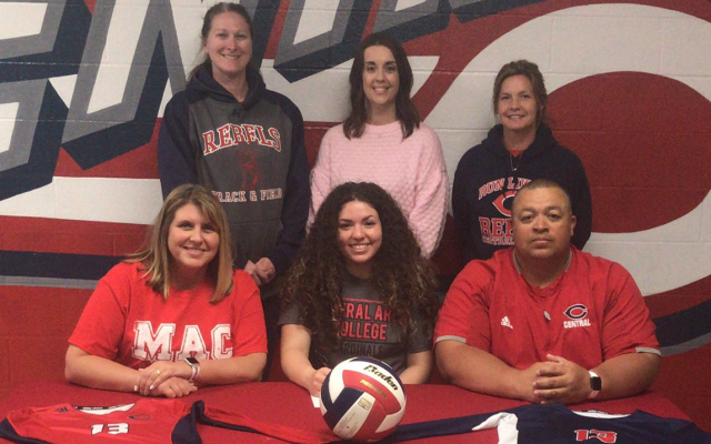 Central’s Casey Signs with MAC Volleyball