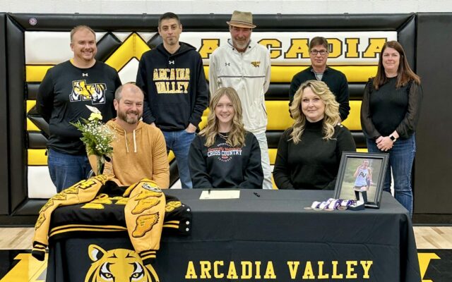 Arcadia Valley’s Emma Dettmer Commits to Greenville Cross Country and Track Team
